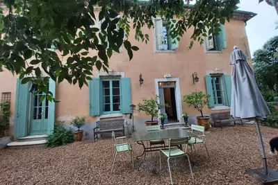 Image de Bastide provençale