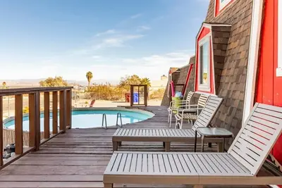 Image de The Big Red Barn; Pool, Hot Tub & Fire Pit