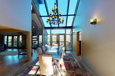 Image de Peaceful Setting | Fireplace | Aspen Skyview