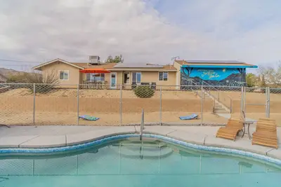 Image de Enjoy a relaxing a stay in the ❤️ of Joshua Tree.