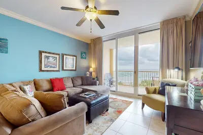 Image de 4th-Floor Azure Condo w/Free WiFi, Beach Service, Gulf View, Shared Pool/Hot Tub