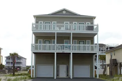 Image de Amazing ocean views from every side of this house!