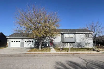 Image de Montana Home close to golfing, fishing, skiing, hiking, hunting and downtown