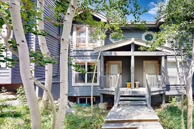 Image de Gorgeous Retreat Near Ski Resorts, Lake, & Dining w/Private Hot Tub, Free WiFi