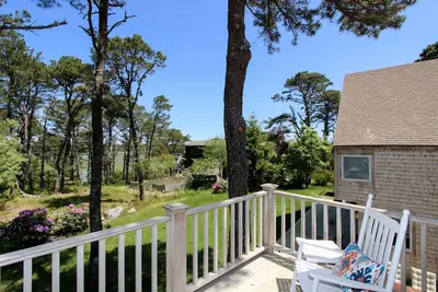Image de Striking Home with Scenic Marsh Views, Multiple Living Areas, Stroll to Bay