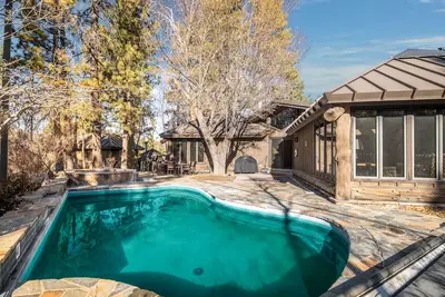 Image de Heavenly Valley by AvantStay | Pool, Hot Tub, Game Room