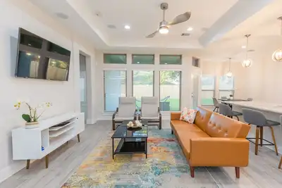 Image de Luxury Home near Downtown, Medical Center, Galleria in the heart of Houston!