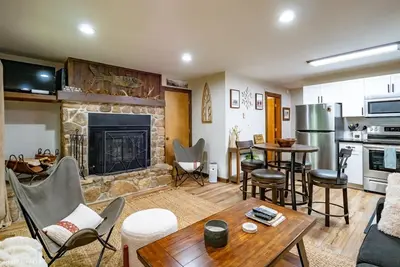 Image de Northwoods F6 - Short walk to Timberline Mountain trails, lodge and lifts