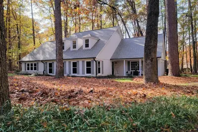 Image de Spacious 5 Bedroom, Pure Inviting Luxury Getaway with Separated Family Spaces