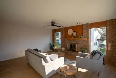 Image de New Listing! | Close to Ski Hills |Walk to Trails | Modern Family Home