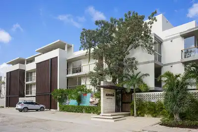 Image de Private Pool & Terrace (1st Floor for 4) @ Aruna