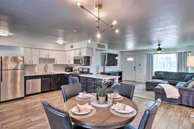 Image de Stylish Scottsdale Oasis Close to Old Town!