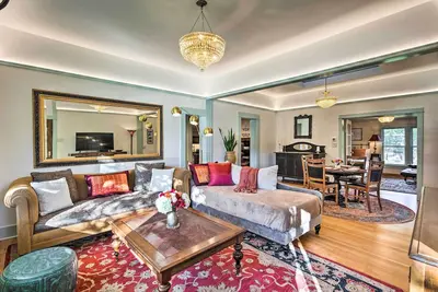 Image de Carbondale Home - Steps to Dine, Shop & Hike!