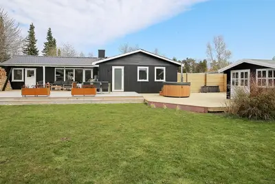 Image de Maison de vacances pour 9 a Væggerløse