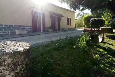 Image de Delightful property consisting of a 4 bedroom house and separate cottage for 2.