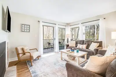 Image de Sea Colony Condo Close to Beach w/Shared Pool & Tennis Court, Free WiFi, & Ac