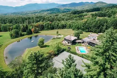 Image de Meadowstone Manor Stowe, Vt -14 Br Private Manor, 30 Acres, Pool, Tennis, Hiking