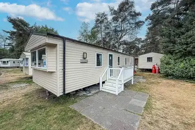 Beautiful 8 berth caravan at Wild Duck Haven Park in Norfolk ref 11195sc