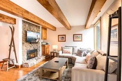 Image de Spectacular Ski Slope Views & Ideal Location! Vail Platinum w/ Pool and Hot Tub