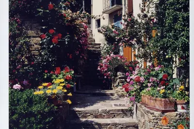 Image de Charming Medieval Cottage in the Heart of Village
