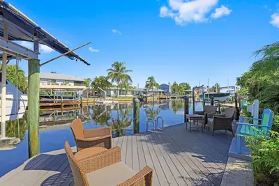 Image de Waterfront cottage in Matlacha, Fl -<br>Unavailable at this time due to Hurr Ian. 🌴