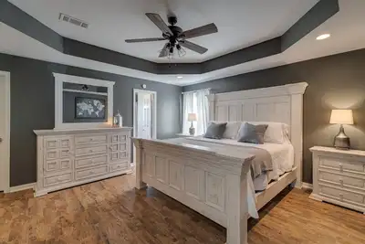 Image de King Size Bed! Private Country Home - 3 Bed 2. 5 Bath