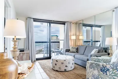 Image de 2-bedroom Condo, just steps away from Destin’s Pristine Beaches