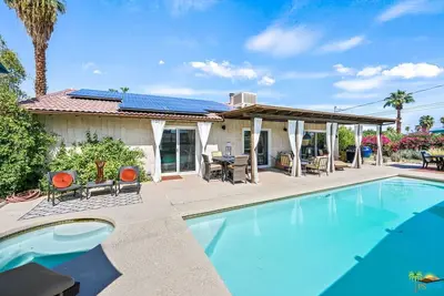 Image de Private Desert Retreat with Pool/Hot tub