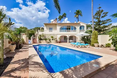 Image de Villa à louer à Moraira El Corral