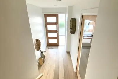 Image de Ocean Grove Coastal Getaway, whole family house