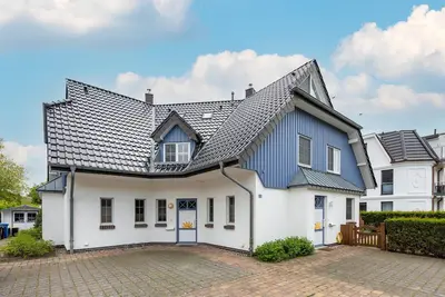 Image de Fantastic semi-detached house right on the beach