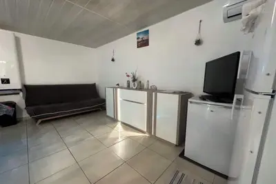 Image de Appartement à proximité des plage et commerces cartiers calme