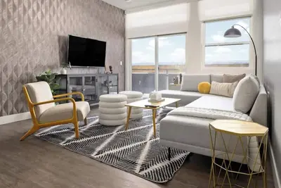 Image de New! Sprawling Floor Plan | Central LoHi | Peloton