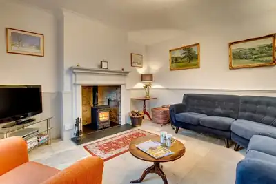 Image de Court Farmhouse - Quatre Chambres Maison, Couchages 8