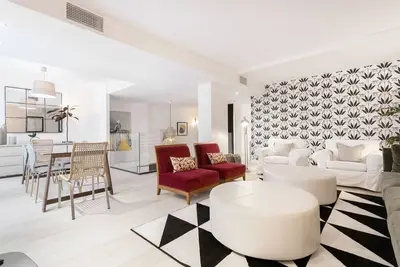 Image de Impressive 3 bedroom duplex with parking. Francisco Silvela