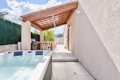 Image de Maison avec jaccuzi la valentine proche Marseille et Cassis