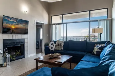 Image de Waterfront! Perfect Location! !