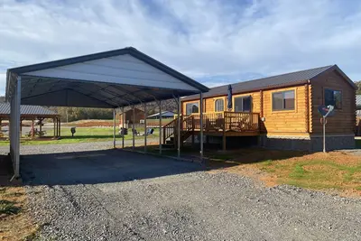 Spinnerbait Cabin