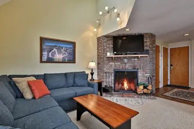 Image de Large 3br/3ba Fall Line Condo with Mountain Views on Shuttle Route E2a/B