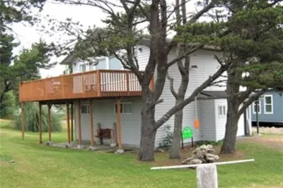 Image de Beach House on the Dunes Trail to the Beach