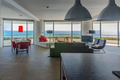Image de Rayong Relaxing Hide Out, 230 sqm spacious condo