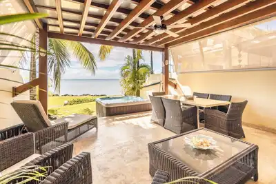 Image de Townhouse with ocean view Puerto Bahia P5