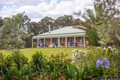 Image de Blaxland's Cottage - Uniquely perfect, historic cottage! - Historic 2 bedroom cottage on vineyard