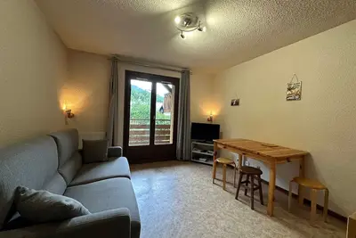 Image de Studio 4 pers avec balcon, proche télécabine, télé, Wi-Fi, casier à skis - Morillon