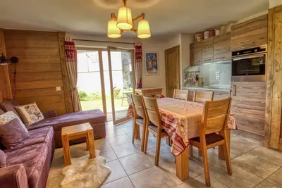 Image de Charmant appartement avec terrasse, proche lac bleu et télécabine