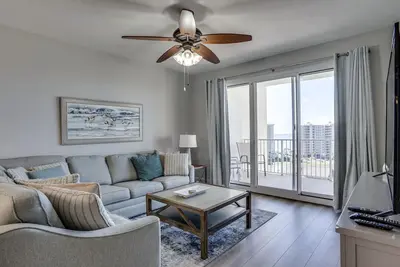 Image de *Ariel Dunes Ii 1008 *Stunning Beach views and 3 pools! ! !