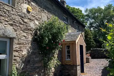 Image de Ivy Cottage, Aberfeldy, Scotland\nScottish Stl Licence: Pk11697f