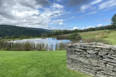 Image de Farmhouse with a View