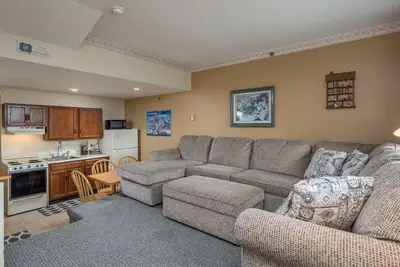 Image de Sunrise A-101 | 1 Bed, 1 Bath