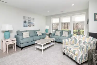 Image de Beautiful totally remodeled townhouse in Sea Colony West near the Fitness center